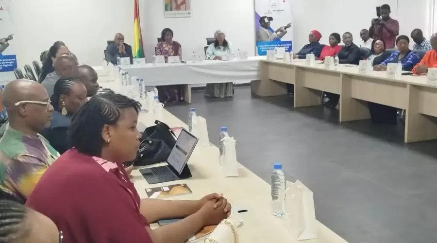 ورشة عمل لوضع استراتيجية وطنية للتحول الرقمي