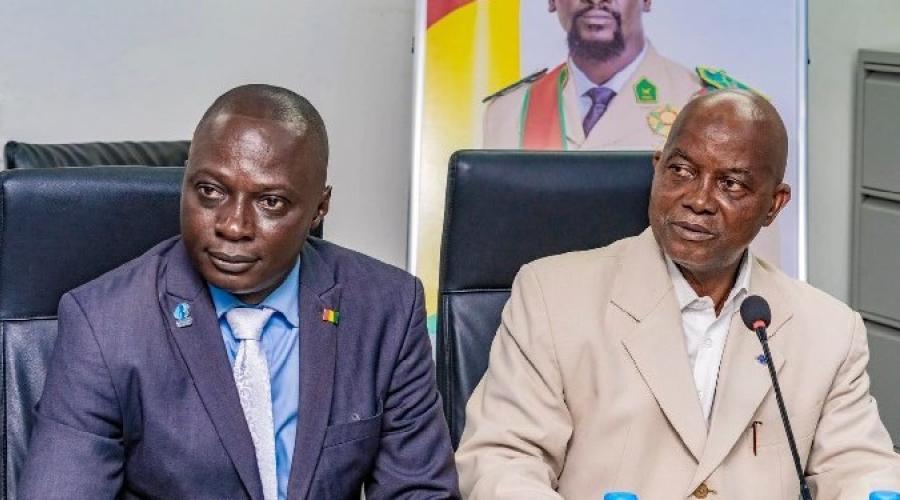 **غينيا: مفاوضات حاسمة بين الحكومة ونقابات التعليم في 17 نوفمبر لتفادي الإضراب المرتقب**